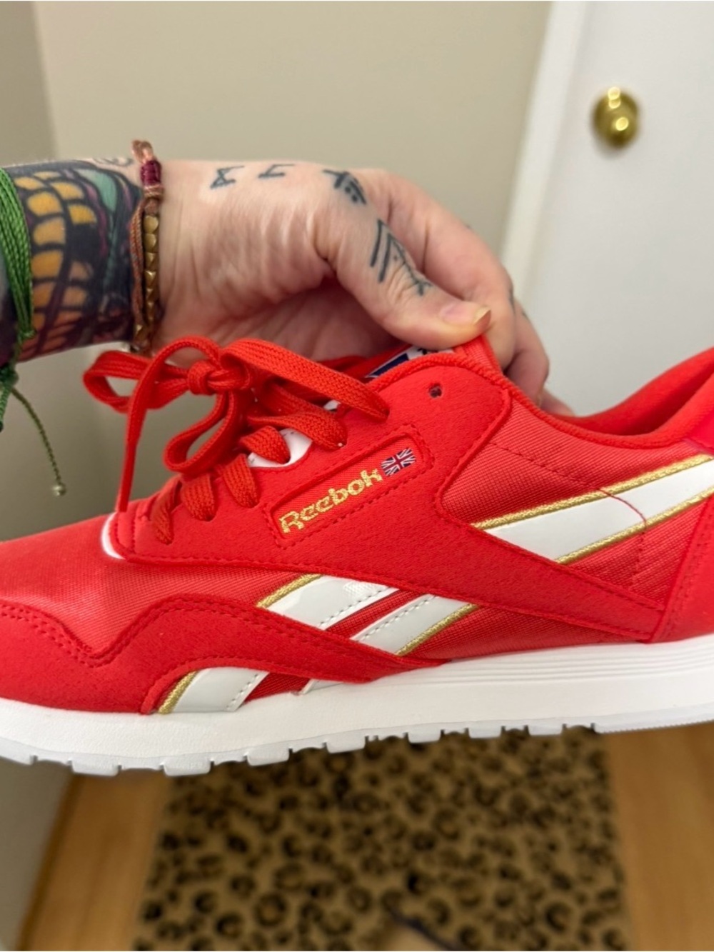 **NEW IN BOX** Reebok Women’s Classic Nylon “Collage of Flags” in Radiant Red